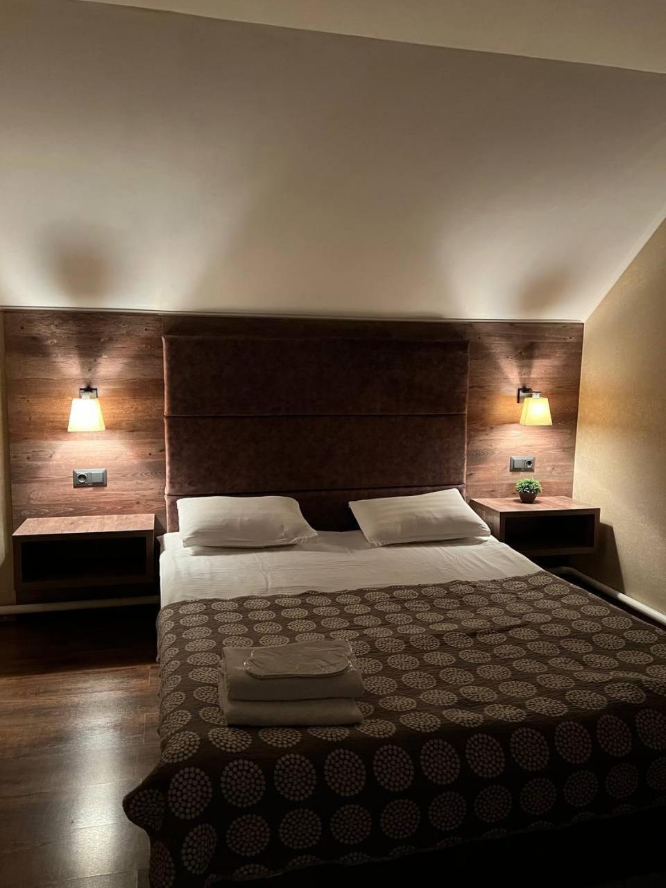 Lavitor Hotel Bişkek Dış mekan fotoğraf
