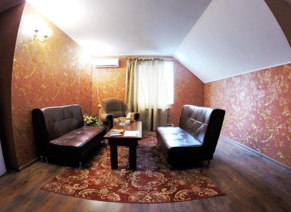 Lavitor Hotel Bişkek Dış mekan fotoğraf