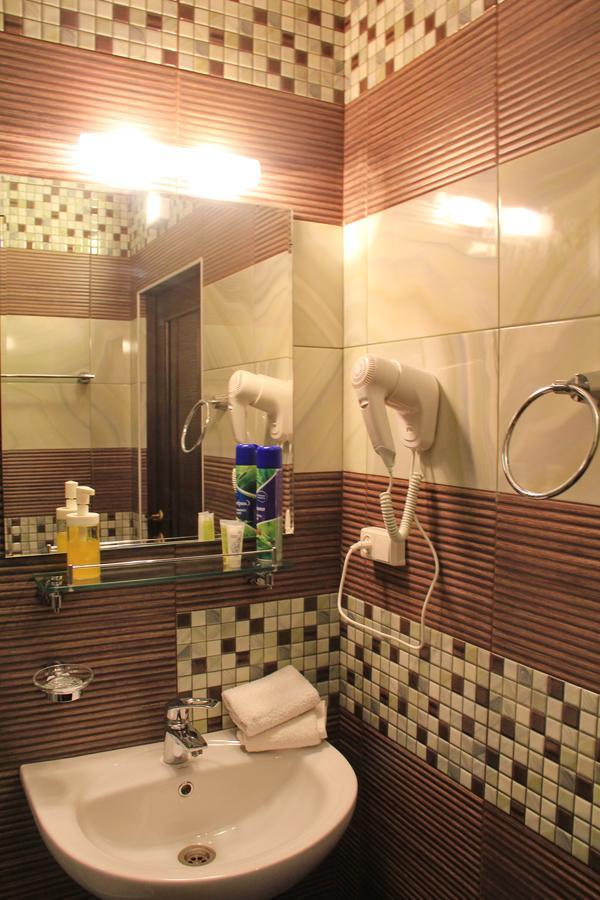 Lavitor Hotel Bişkek Dış mekan fotoğraf